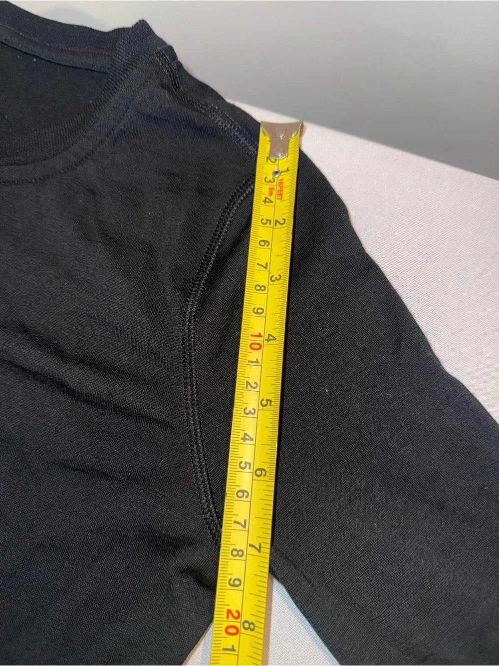 Lululemon Women Black Long Sleeve Henley Long Sleeve button Top Size Small